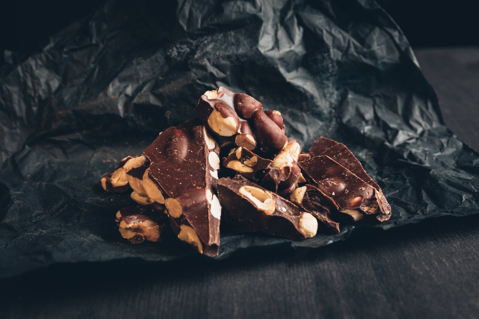 Rasin N Almond Chocolate